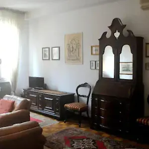 Charming Flat With Terrace Over The Canal Italy