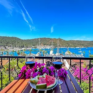 https://mykonut-boutique.aegeanhotels.net